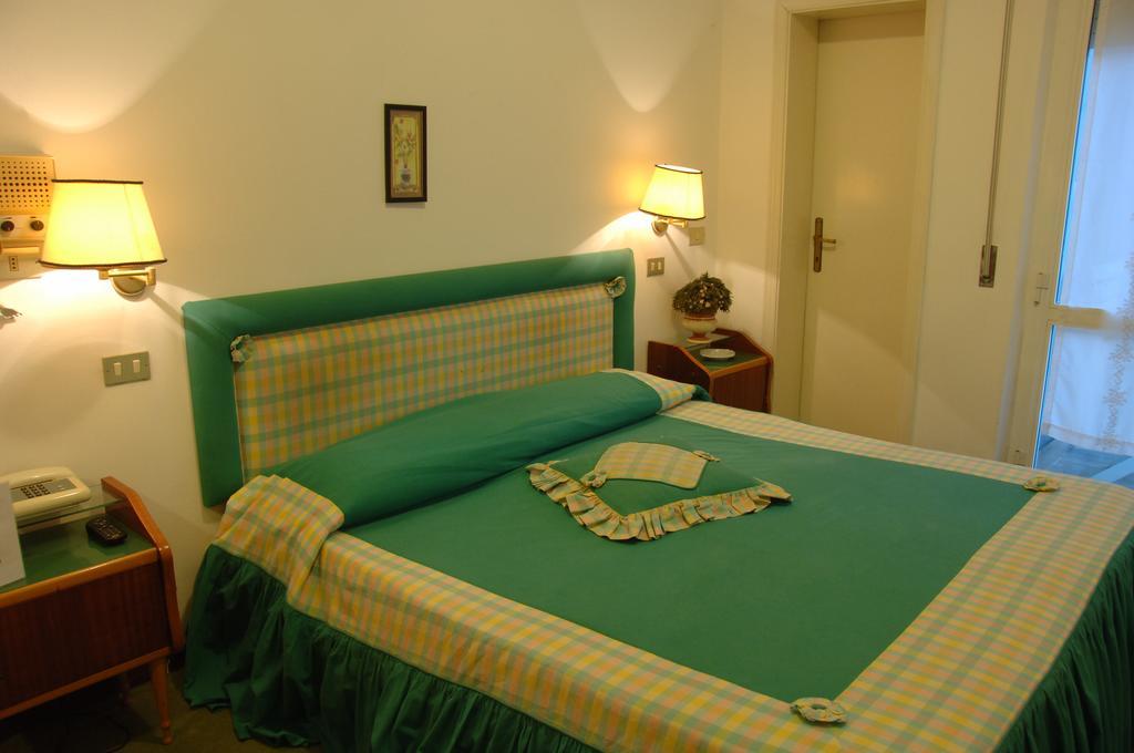 Hotel Santa Lucia Chianciano Terme Zewnętrze zdjęcie